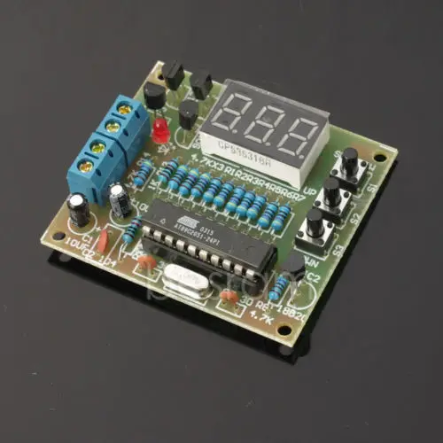 

DS18B20 Temperature Sensor AT89C2051 MCU Control AC 5V+/-0.5V Finished Product