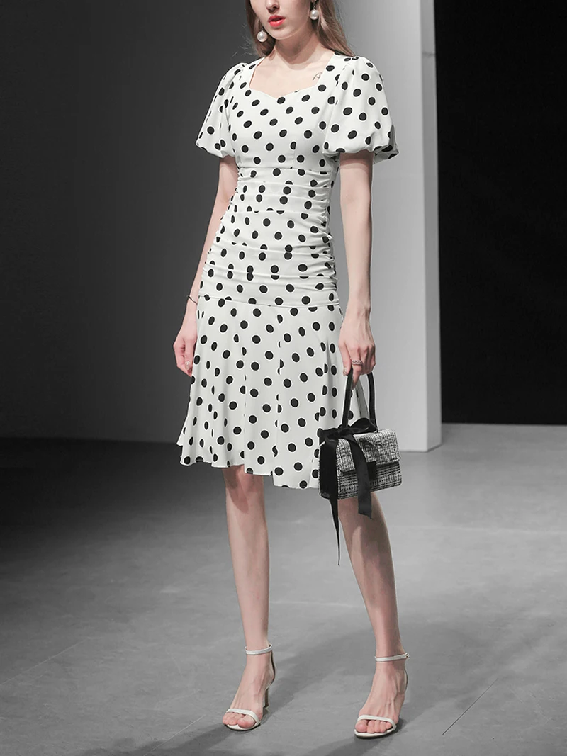 Винтажные модные женские платья в горошек с коротким рукавом фонариком А силуэта