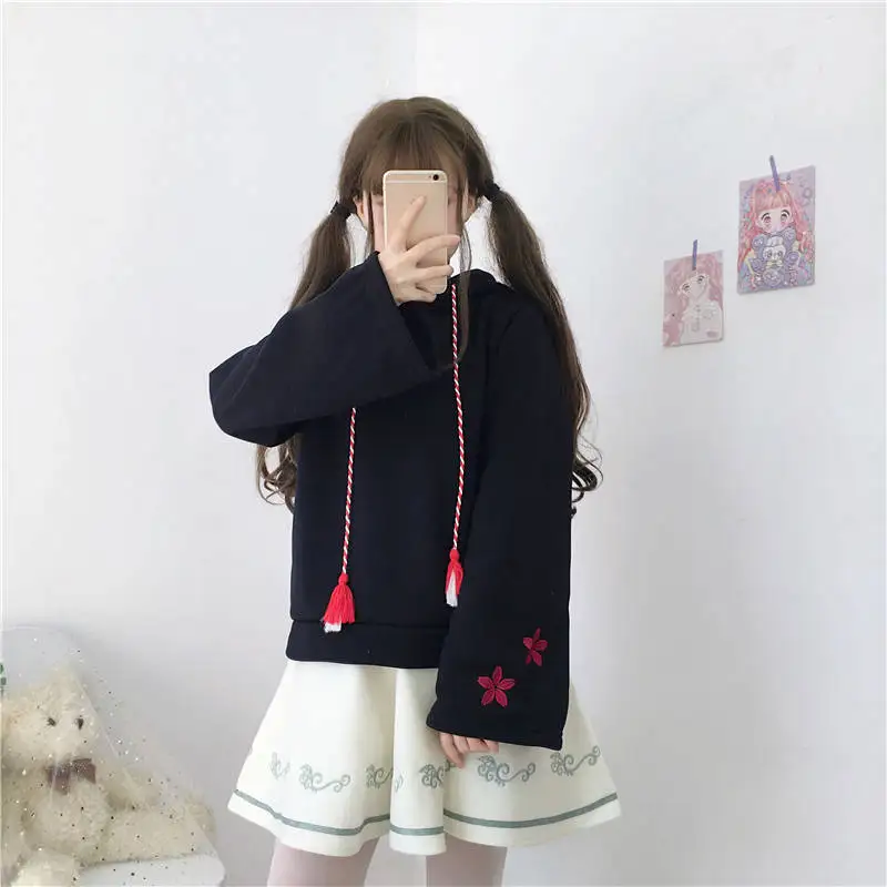 

Japanese Fleece Hoodies Cartoon Embroidery Hooded Sweatshirt Drawstring Tassel Women Clothes Causal Tops Outwear Kawaii Hoodie