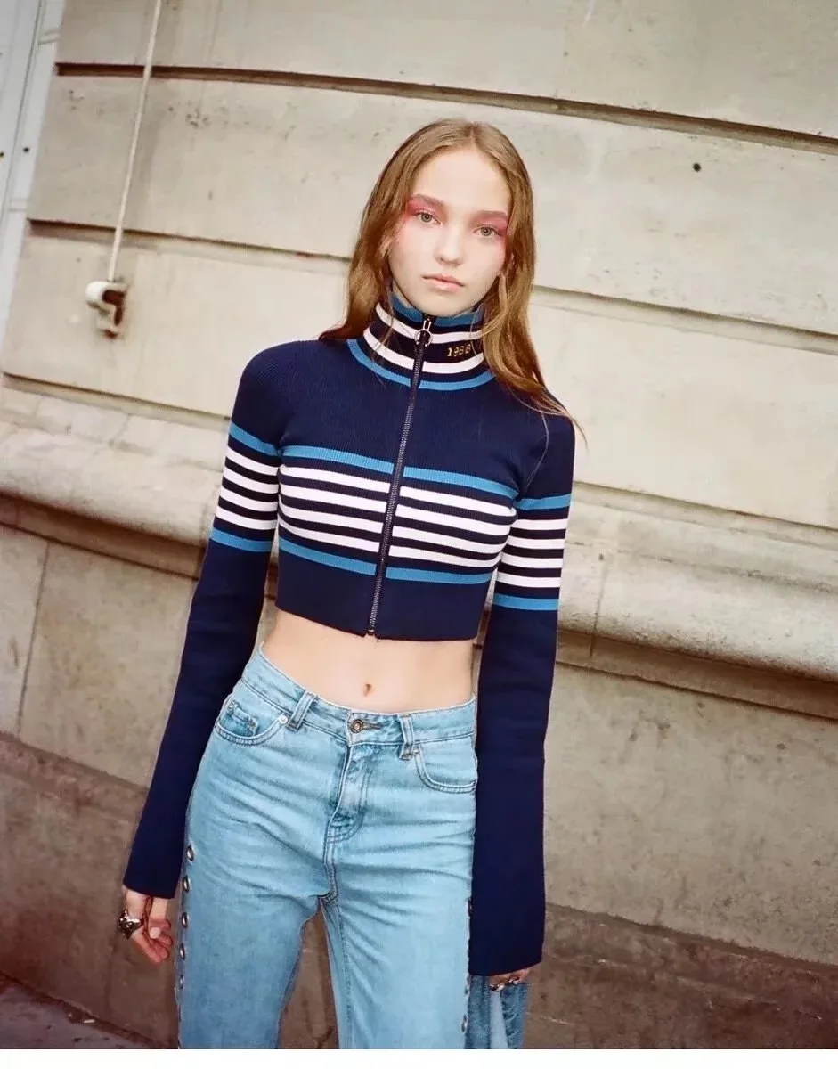 Винтаж шик Весна Женская мода вязанные slim fit кардиганы для женщин свитеры молнии Короткие полосы Сверкающее с рукавами