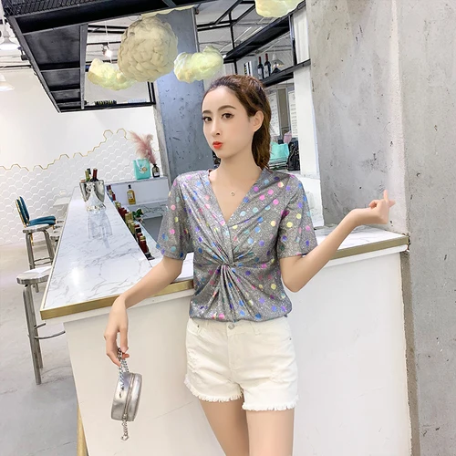 Super temperament polka dot short sleeve sparkling grey silver v-neck shirt super tight blouse |