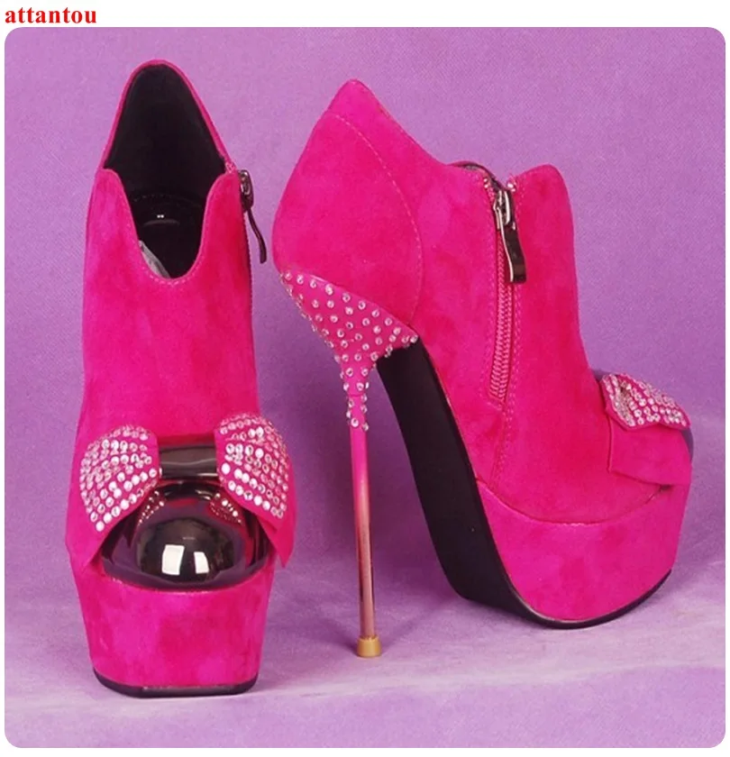 Женские ботильоны розового и красного цвета на платформе с кристаллами замшевые