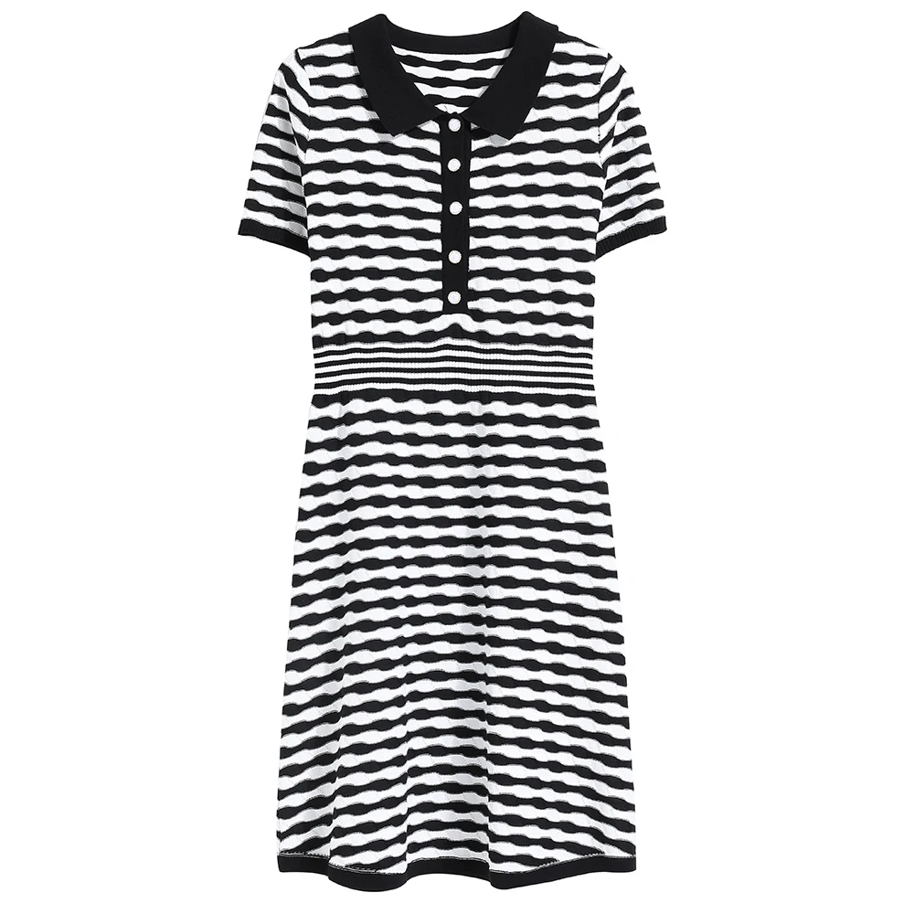 Летнее модное трикотажное платье с отложным воротником в полоску коротким