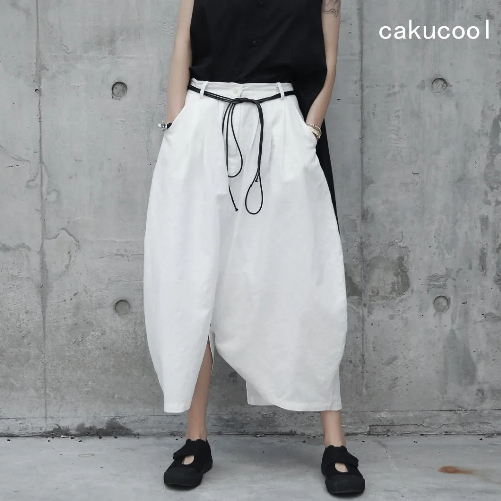 Cakucool однотонные белые шаровары летние хлопковые льняные свободные штаны юбка взлетно посадочной полосы дизайн повседневное ассиметрич