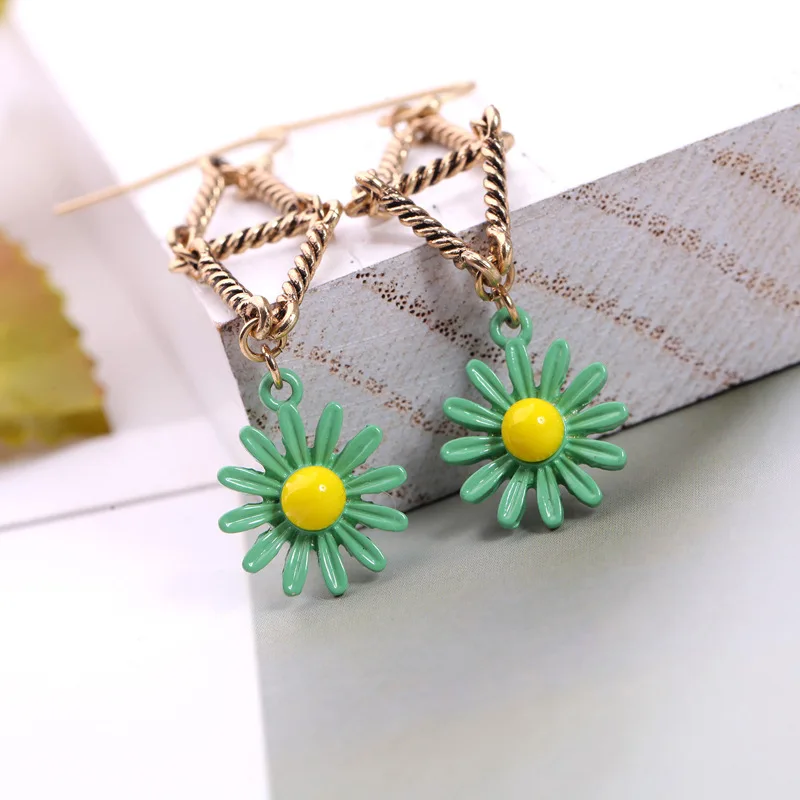 Простые милые летние Зеленые Полимерные подвесные металлические серьги в виде