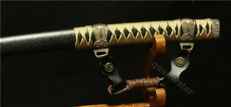 41 񟞷 углеродистая сталь и глина закаленная полностью TANG японский самурайский