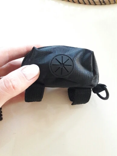 1 шт. Открытый Pet кошки собаки Оксфорд аксессуары Pooper сумка держатель совпадают с собачьими поводками мешок для отходов раздатчик дистрибьютор