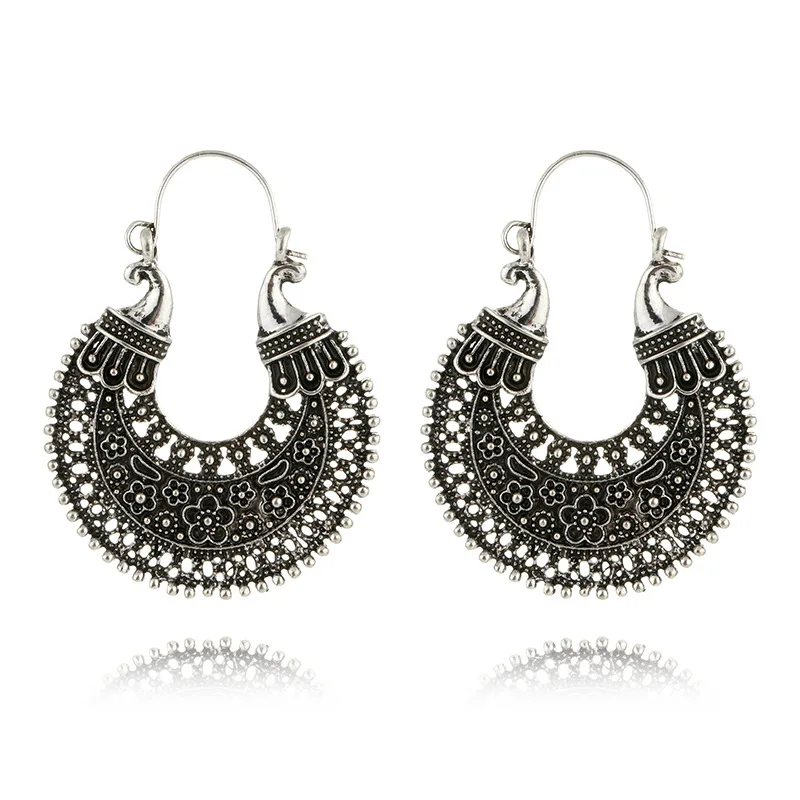 vintage ethnic Hoop Earrings for Women New Hollow carved bohemian round Geometric Female Jewelry personality hoop earrings 2018 | Украшения