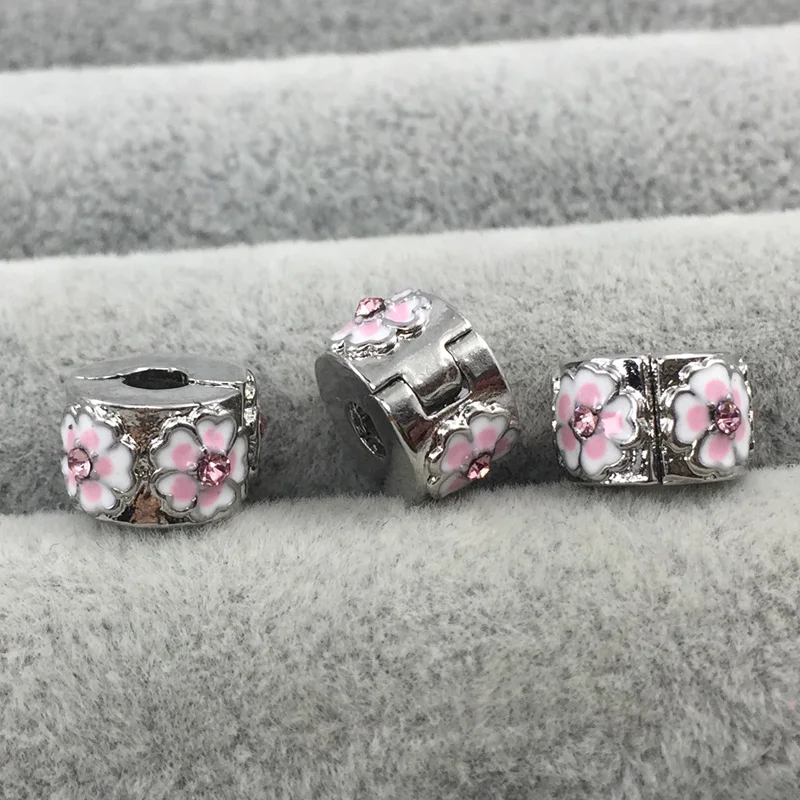 DIY Розовый эмалированный цветок Зажимы остановили безопасные бусины шармы в