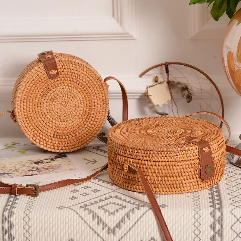 

New Bali Round Beach Shoulder Bag Women Handmade Woven Rattan Bag Adjustable Shoulder Strap Mini Circle Straw Crossbody Bag