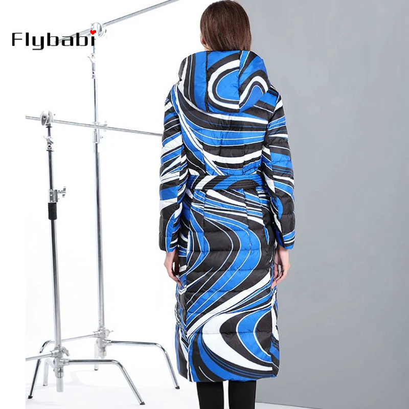 Женский длинный пуховик с капюшоном и принтом Осень-зима 2018 | Женская одежда