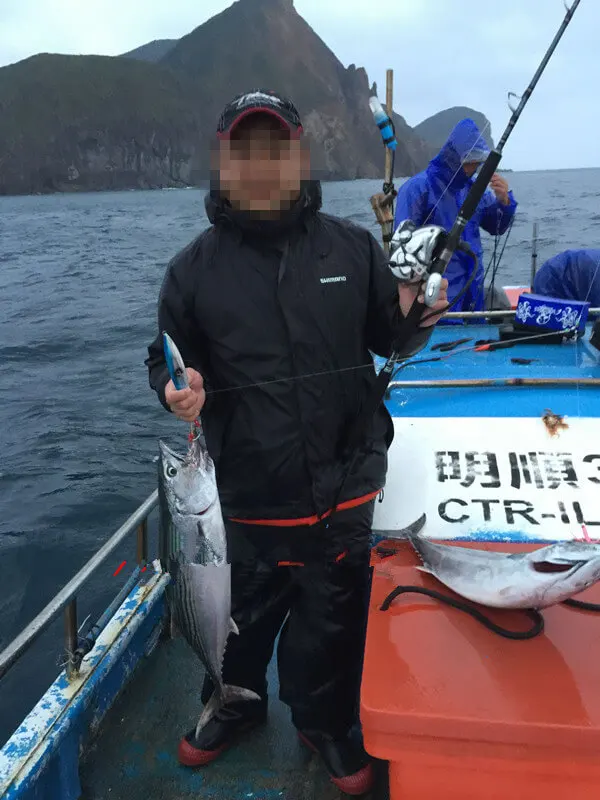 

5Pcs 60g-200g Metal Jigs Butterfly Knife Baits Deep Water Fishing Lures Snapper Jigging Saltwater Freshwater Sea Lake Big Tackle