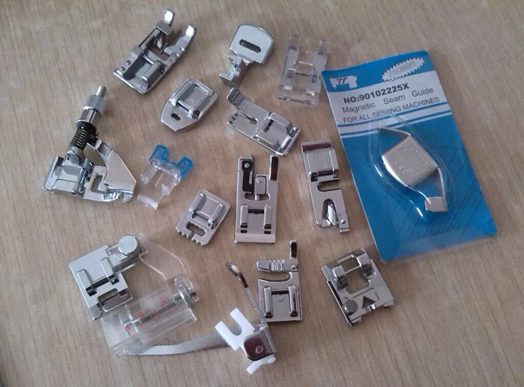 

15 kinds of multi-function presser foot suit brothers home leap love can be beautiful butterfly electric sewing machine