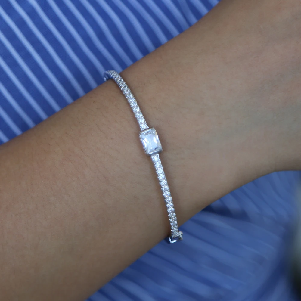 Браслет манжета с камнем красного и зеленого цвета сверкающий cz браслет