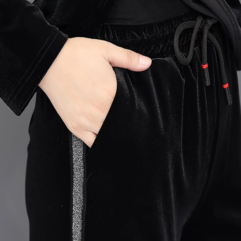 Женский бархатный костюм с брюками в полоску повседневный из 2 предметов