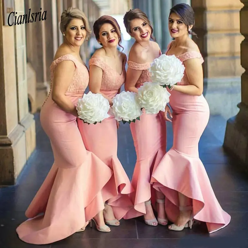 

2020 New Arabic Bridesmaids Dresses Sweetheart Off Shoulders Backless Lace Bodice High Low Dubai Ruffle Skirt Maid of the Honor