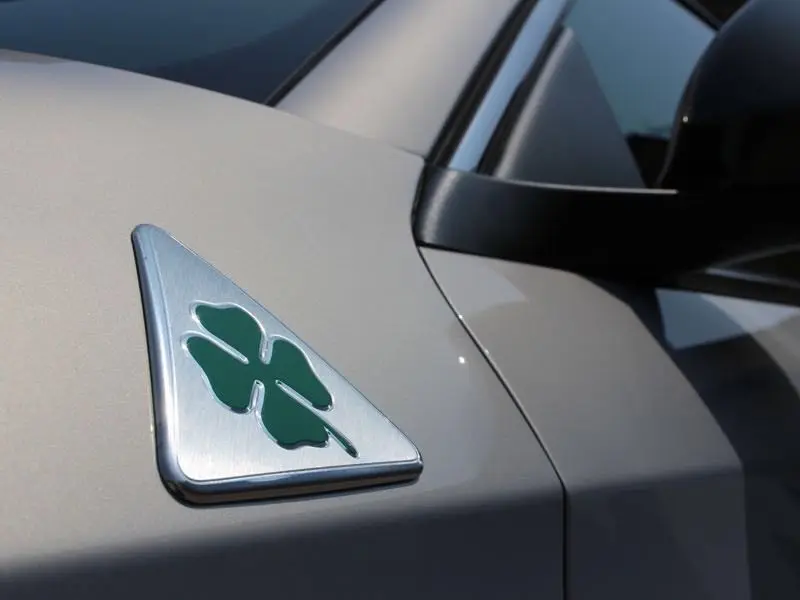 2 шт. Alfa Romeo quatrefoil зеленая delta для 147 156 166 159 Giulietta Giulia Spider GT Автомобильная боковая