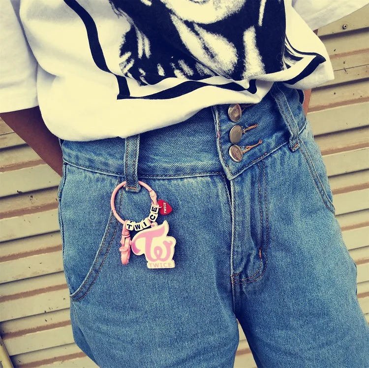 New Kpop BTS Bangtan Boys Army Fans EXO GOT7 WANNA ONE TWICE SEVENTEEN Light Stick Key Ting Bag Pendant Ring Keychain | Женская одежда