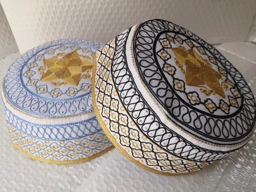 Мужские ислам молитвенные шапки высокого качества кепки с вышивкой ислам ic Kufi Topi Kippot Kippa мусульманские турецкие намазы египетские мужские шляпы - Цвет: 56cm 2color randomly