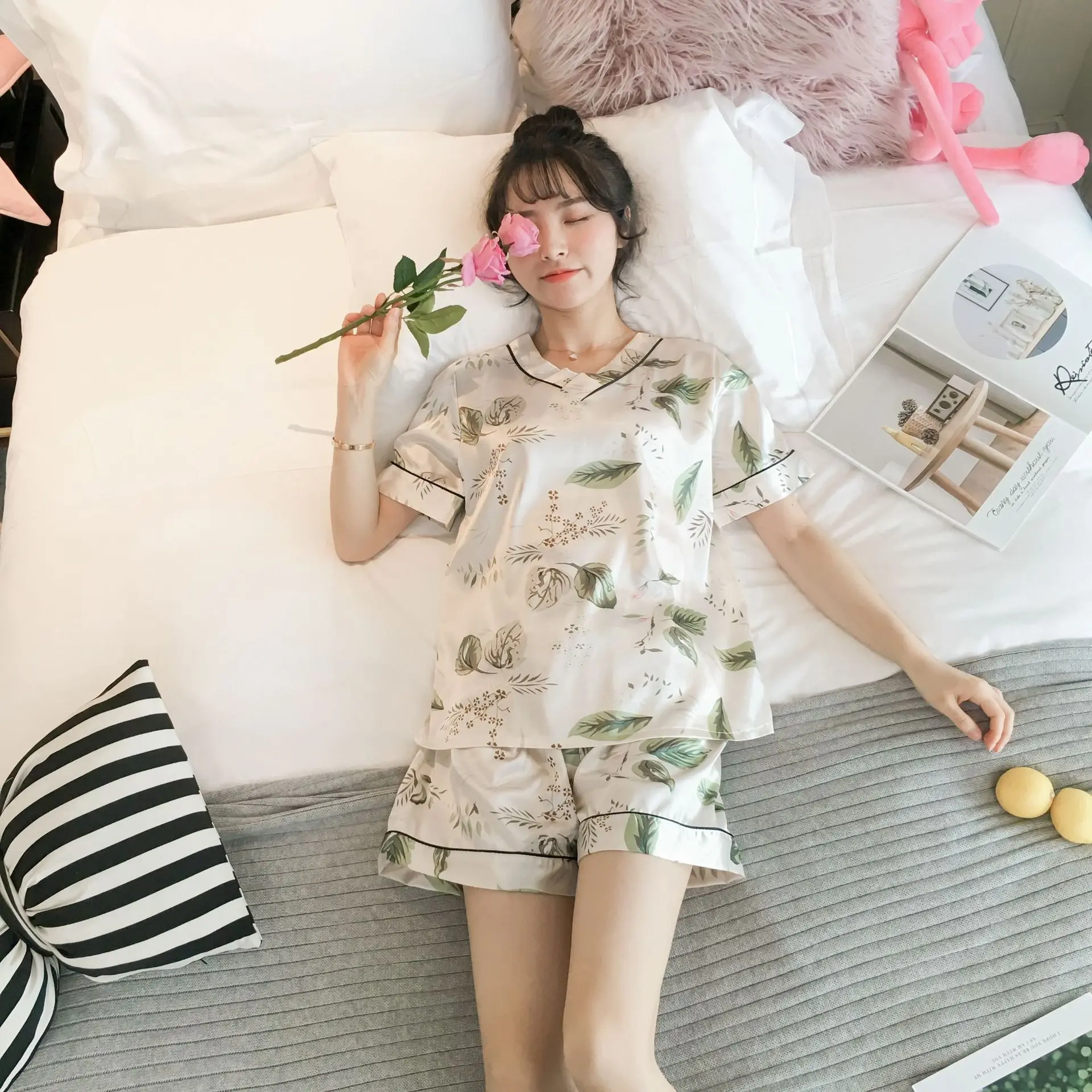 Z Pajama girls summer ice silk short sleeves two pieces of suit Korean fresh sweet lovely students thin silk home clothes - Цвет: Z