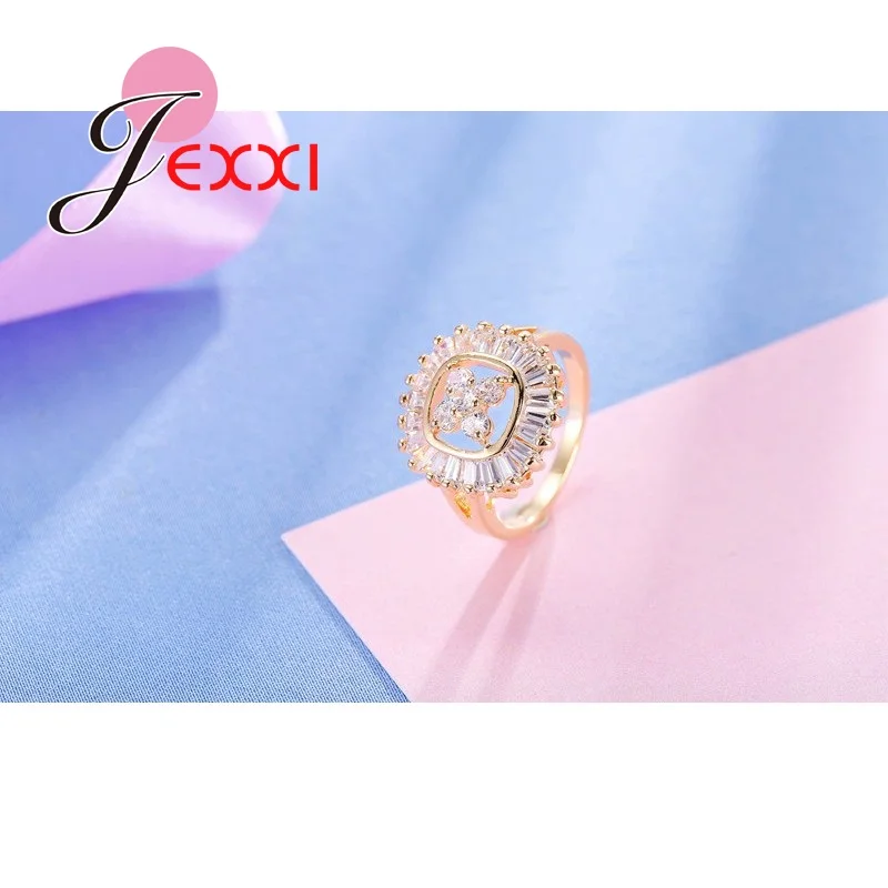 Женское кольцо унисекс с микро кубическим цирконием желтое/Золотое для