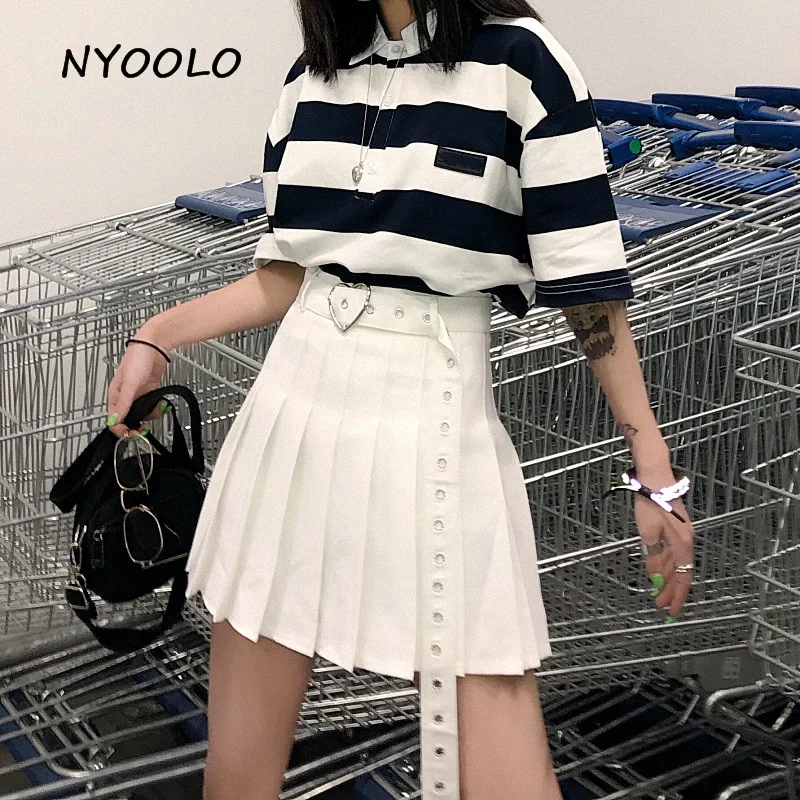 NYOOLO Harajuku Стильная однотонная юбка с высокой талией Летняя женская мини-трапециевидная плиссированная юбка с сердечками пояса с пряжками школьная форма