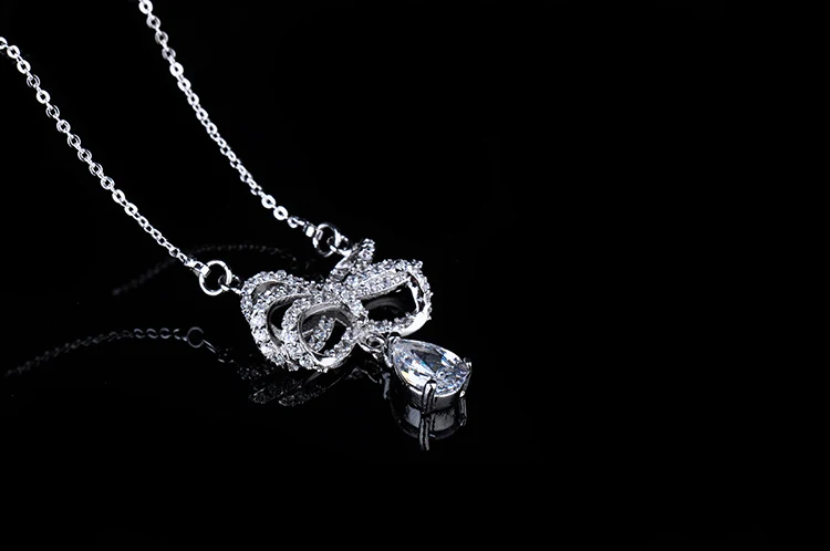 

Bowknot Fashion Necklace Jewelry AAA CZ Pendant Necklace GLD0521
