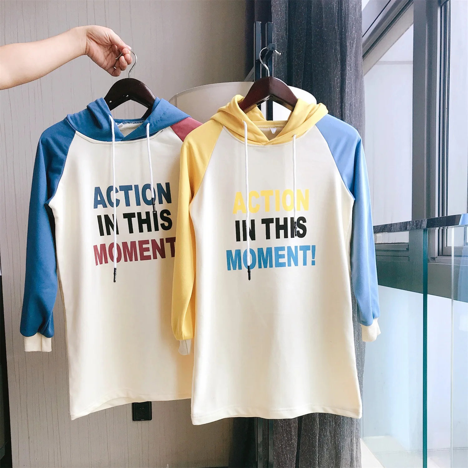 Одежда для мамы и сына свитер с капюшоном куртка одинаковые комплекты семьи