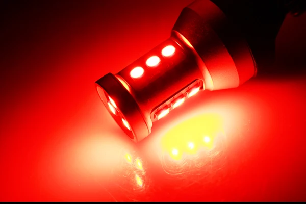 2 шт. красный высокой мощности Макс 20 Вт CRE'E LED 7443 T20 7444NA светодиодные лампы для указателей поворота, задние фонари, тормозные огни, блестящий красный