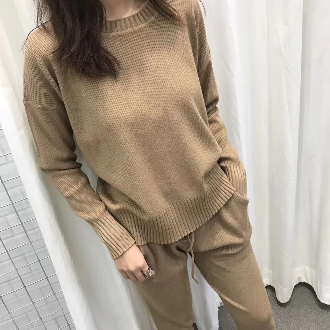 2017 настоящий женский свитер новый вязаный костюм простой Повседневный с круглым