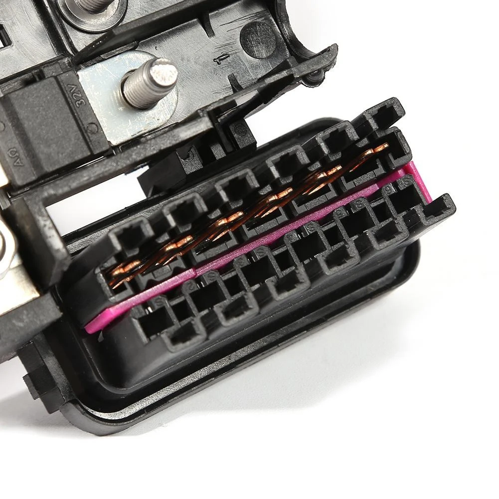 1 шт. автомобильные запчасти батарейный предохранитель блок клемма для поло 2011 2015