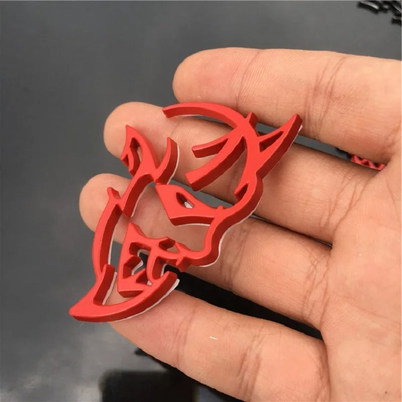 2 шт. Стайлинг автомобиля 4 цвета хромированный металл для 3D хеллкот наклейка