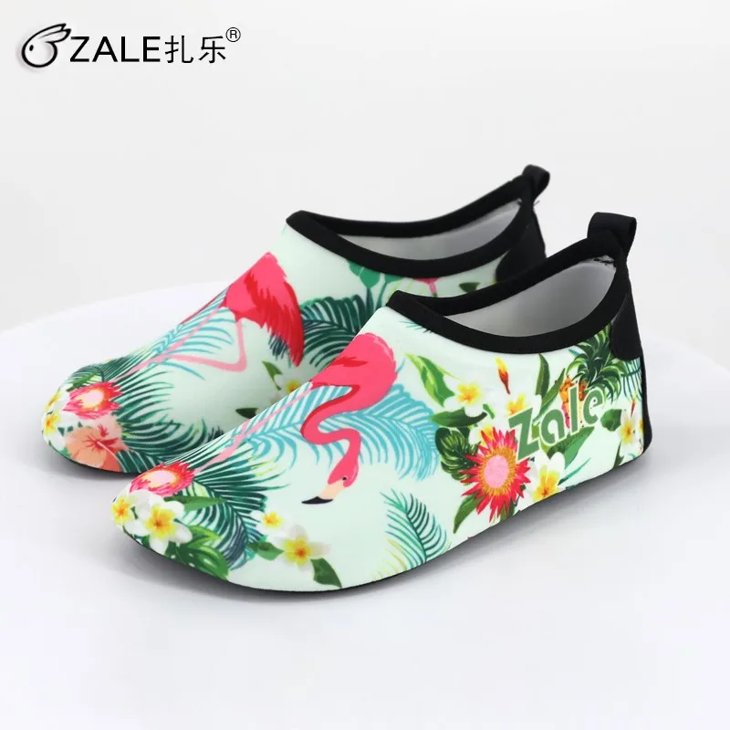 Zale Swimming Water Sports Shoes Christmas Gift Flamingo Kids Beach Camping Flat Soft Walking Sneakers Zapatos De Mujer |