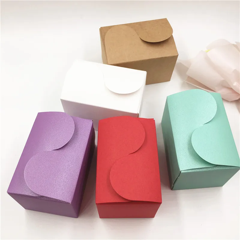 

10pcs Souvenir Gift Boxes Small Cardboard Box Paper Gift Box Packaging Event & Valentine's Day Party Supplies 9*6*6cm