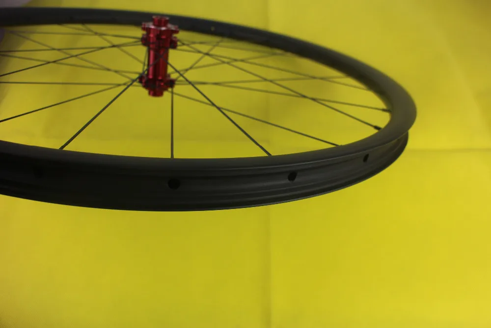 Супер легкий 640g MTB XC углеродное переднее колесо UD Черное Матовое 24 Отверстия 30 мм