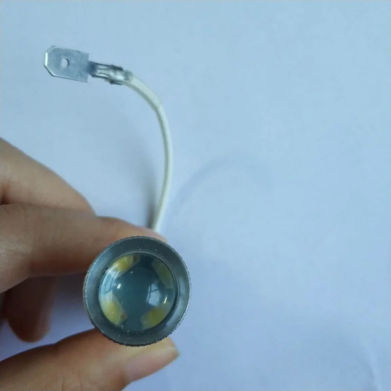 Светодиодная лампа супер белая галогенная H3 16SMD 2828 80 Вт 6500K -7000K светодиодная для