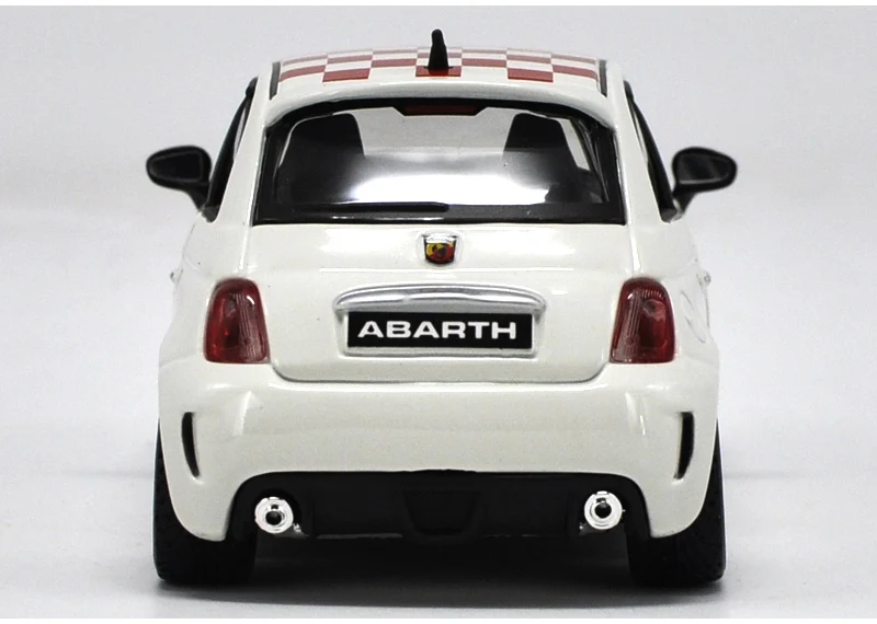 Оригинальная фабричная 1:24 FIAT 500 ABARTH 500 игрушечная машинка из сплава, игрушки для детей, литая модель автомобиля, подарок на день рождения
