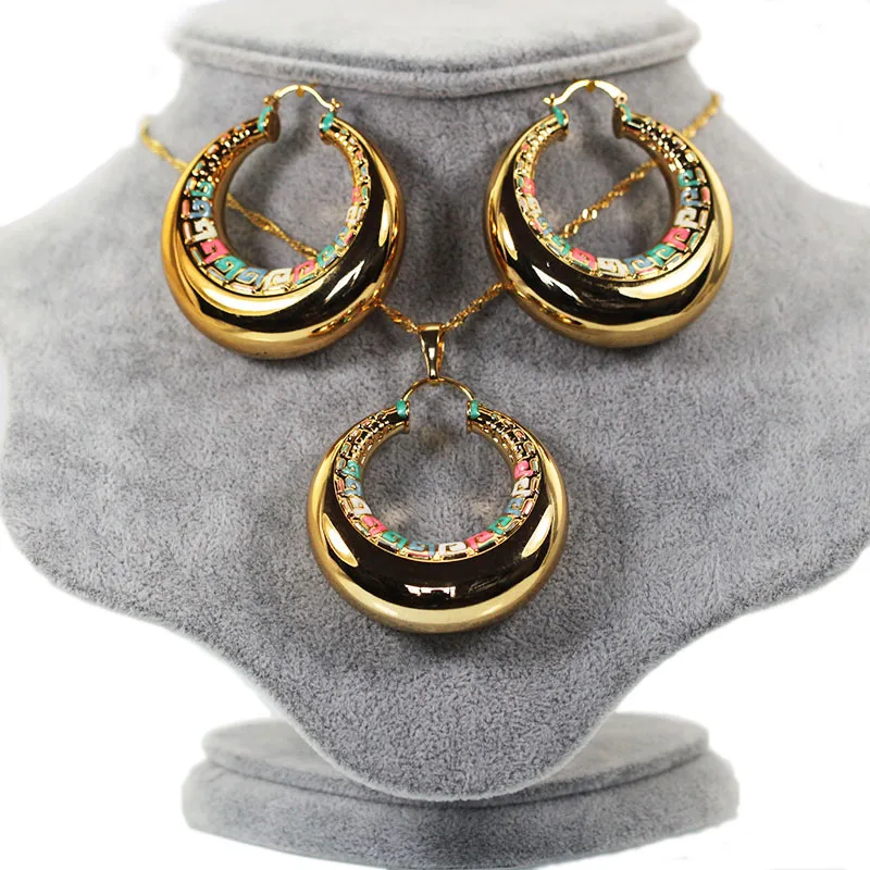 Earrings Necklace 06 Большой золотой обруч серьги набор женские Бижутерия Набор золотое свадебное ожерелье кулон набор можная эмалированная бижутерия ST049 - Окраска металла: Earrings Necklace 06