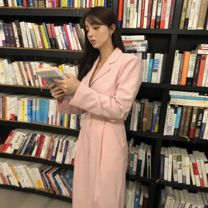 

Korean pink suit version of the versatile pink lapel short suit jacket + casual high waist wide leg trousers women's two-piece