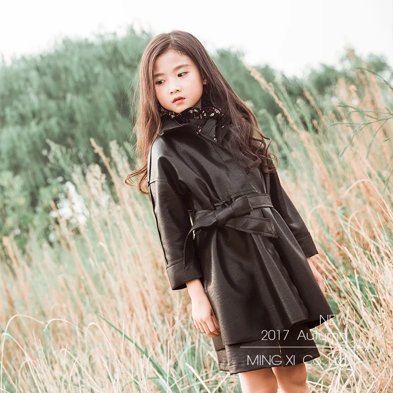 Кожаная куртка для девочек Новинка 2017 года детская одежда осеннее длинное пальто