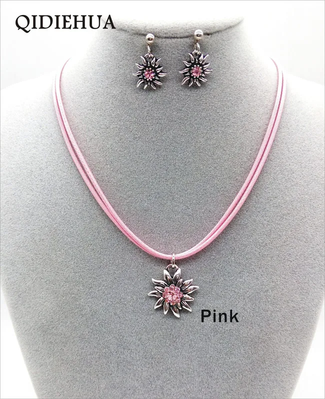 Комплект из колье и серёг в винтажном стиле|Ювелирные наборы| |