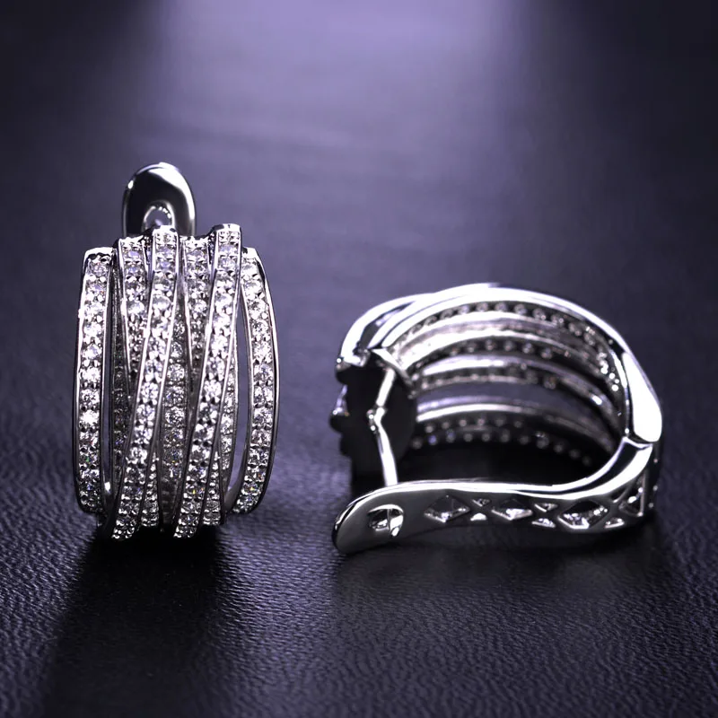 Женский комплект из кольца и серёг Blucome меди с фианитом в форме Зубцов украшение