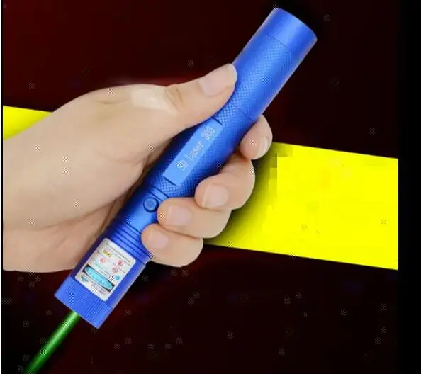 Лидер продаж! Зеленый лазерная указка 500000 м 532nm фонарик lazer сжигание sd лазеры 303