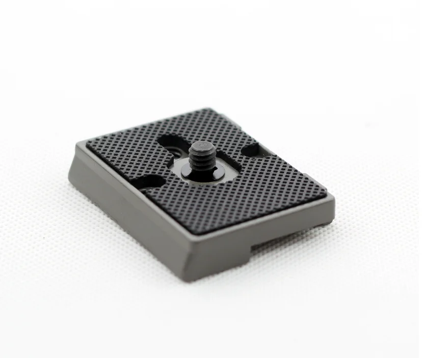 БЫСТРОРАЗЪЕМНАЯ пластина для камеры Manfrotto металлический сплав 1/4 резьбовое