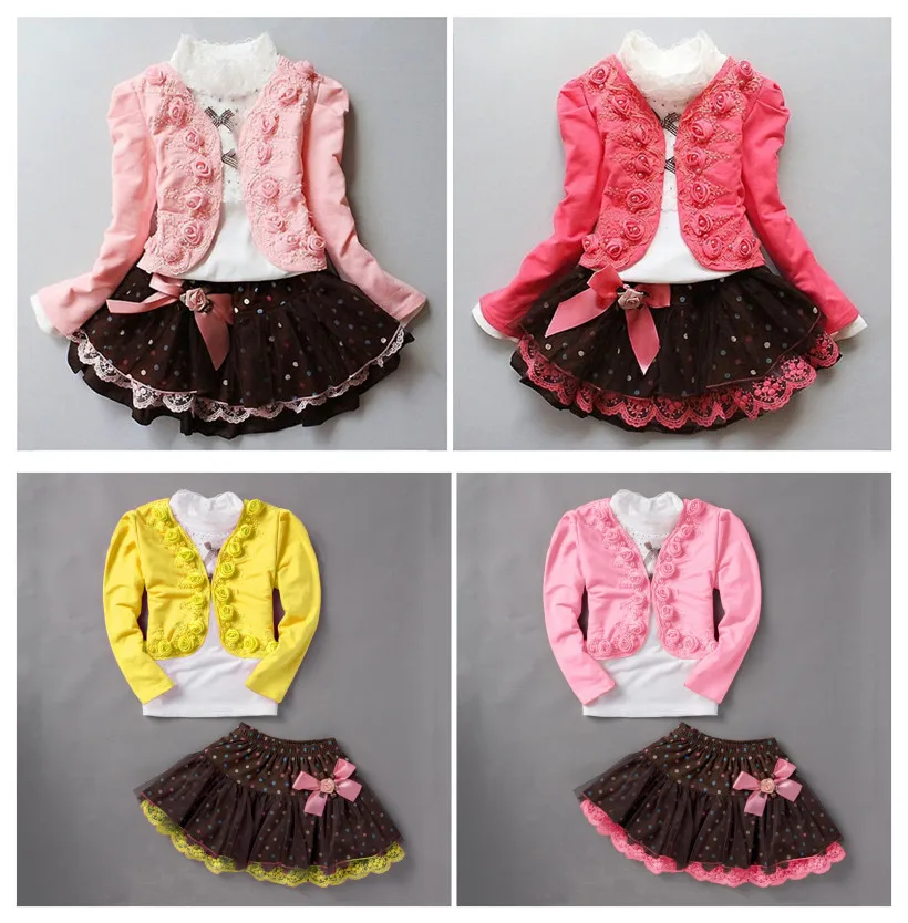 Комплект из трех предметов для девочек зимний однотонный пиджак с цветочным