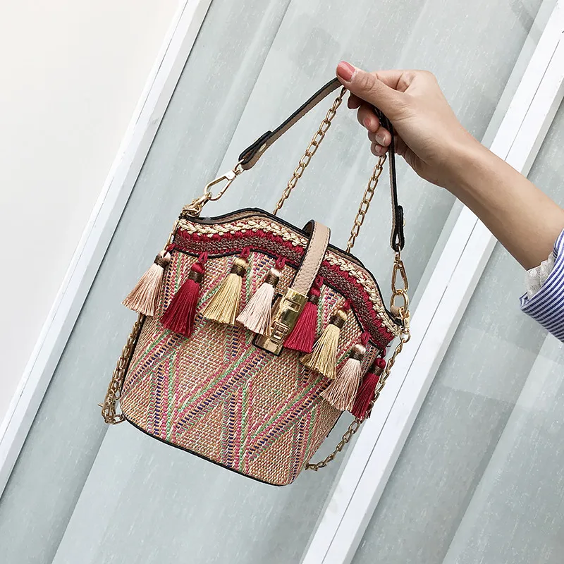 2019 модная летняя пляжная сумка с кисточками соломенная вышивкой женские