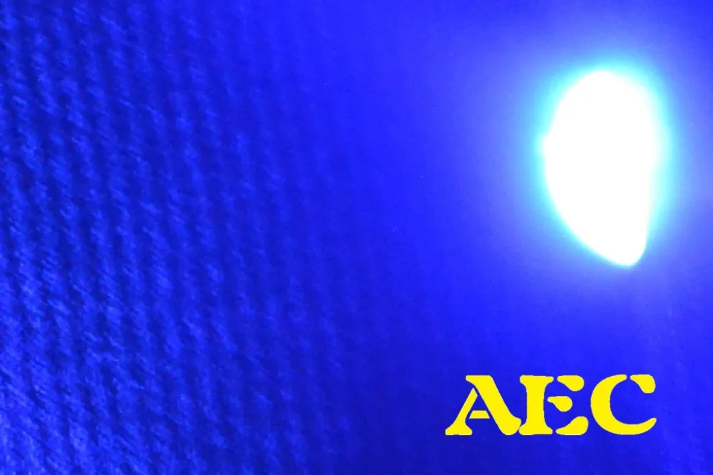 10 шт./лот Новинка T10 194 W5W 3 SMD 7014 7020 Светодиодная лампа с объективом стробоскоп