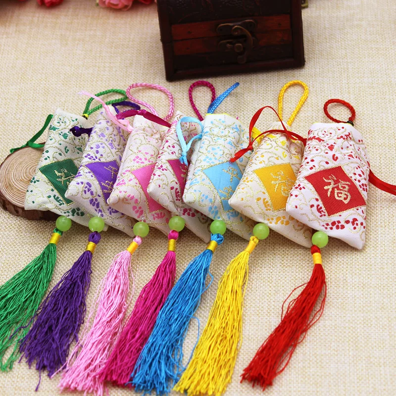 

New (70pcs/lot) 7.5cm*5.5cm Retro Dragon Boat Festival sachet sachet creative sachet wardrobe car tassel small sachet pendant