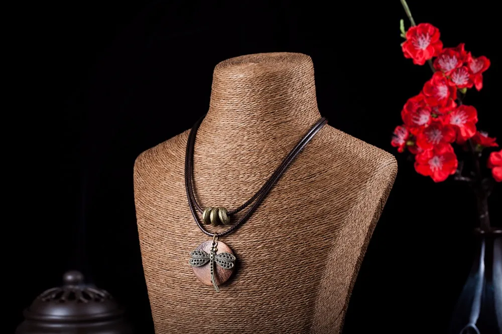 Fashion Choker Woman Necklaces vintage Jewelry Dragonfly Wooden pendant Long necklace for women collares mujer kolye