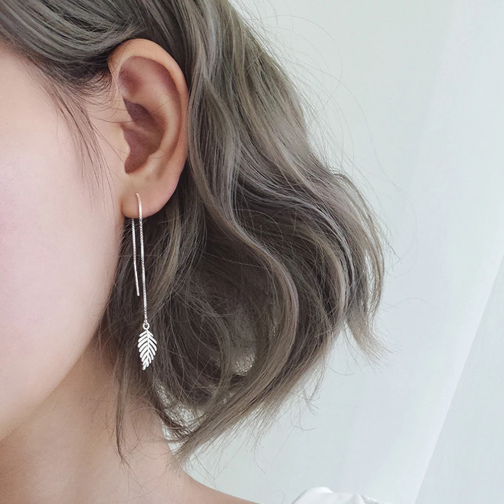 Мода листьев Форма Длинная цепочка мотаться простой Linear Earrings Для женщин